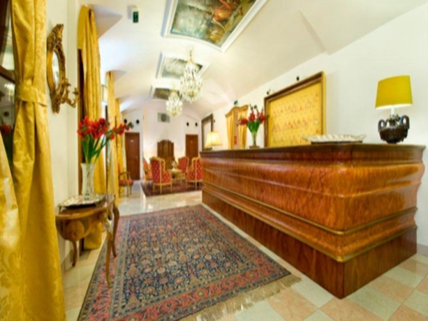 Imagen general del Hotel Charles Bridge Palace. Foto 11