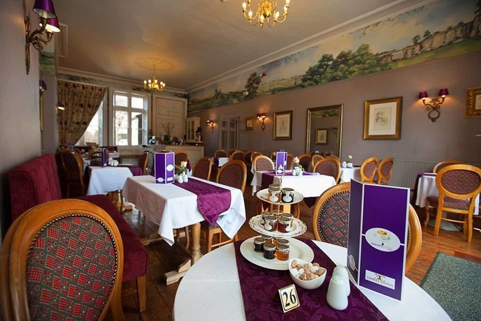 Imagen del bar/restaurante del Hotel Charles Cotton. Foto 4