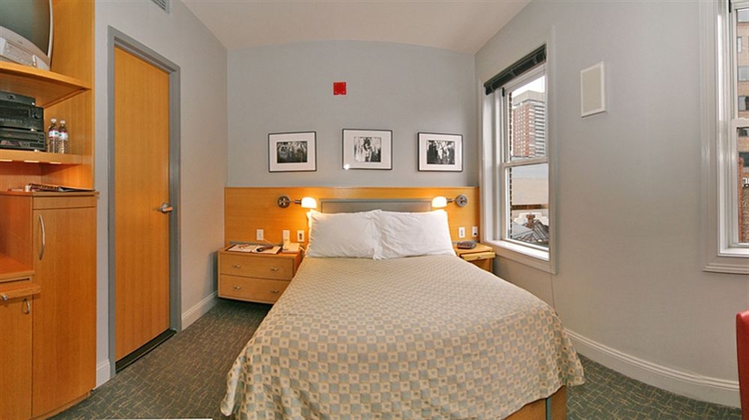 Imagen de la habitación del Hotel Charlesmark. Foto 3