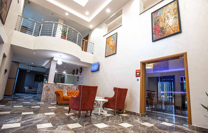 Imagen de los interiores del Hotel Charleson Luxury. Foto 20