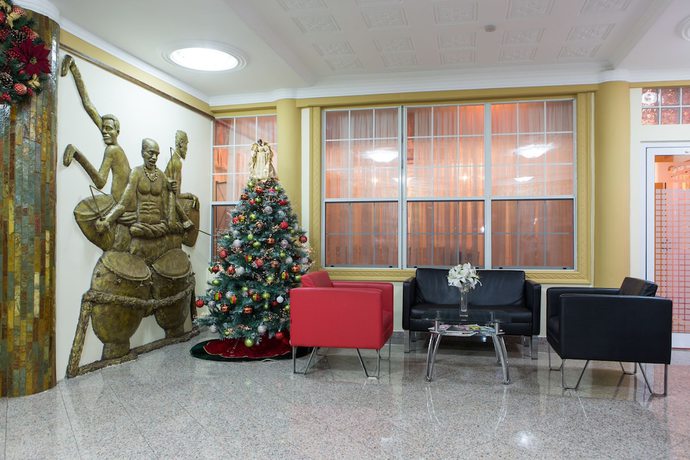 Imagen de los interiores del Hotel Charleston, Accra. Foto 19