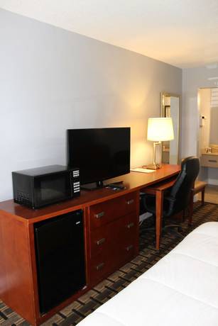 Imagen de la habitación del Hotel Charleston Creekside Inn. Foto 11