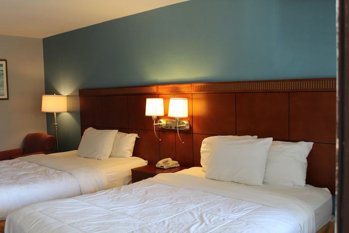 Imagen de la habitación del Hotel Charleston Creekside Inn. Foto 12