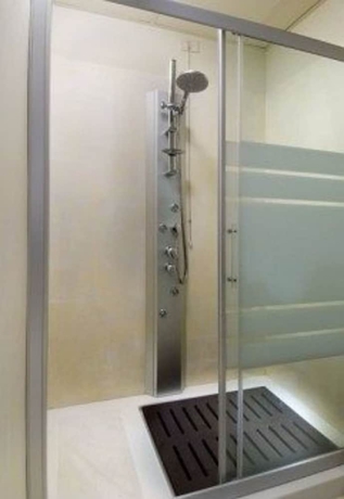 Imagen de la habitación del Hotel Charlie in Pesaro. Foto 7