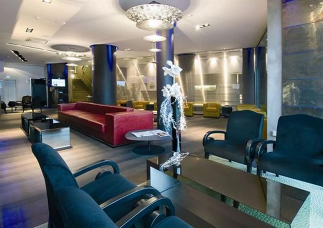 Imagen de los interiores del Hotel Charlie in Pesaro. Foto 19