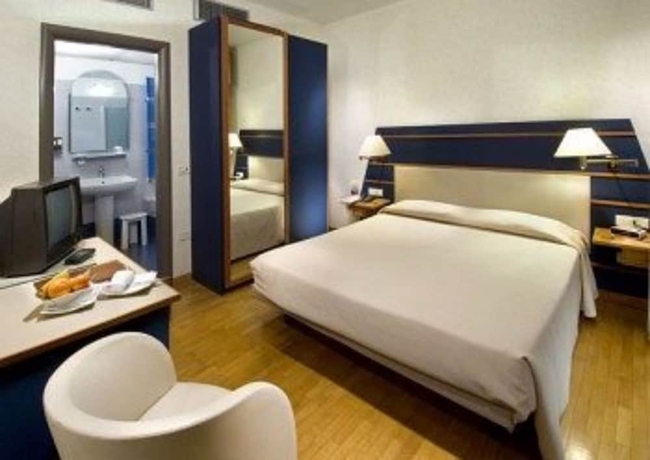 Imagen de la habitación del Hotel Charlie in Pesaro. Foto 12