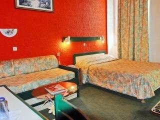 Imagen general del Hotel Charlie's Cannes. Foto 4