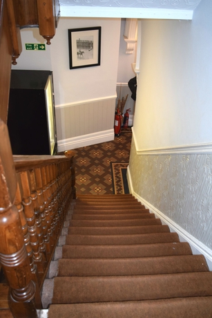 Imagen de los interiores del Hotel Charlies. Foto 14