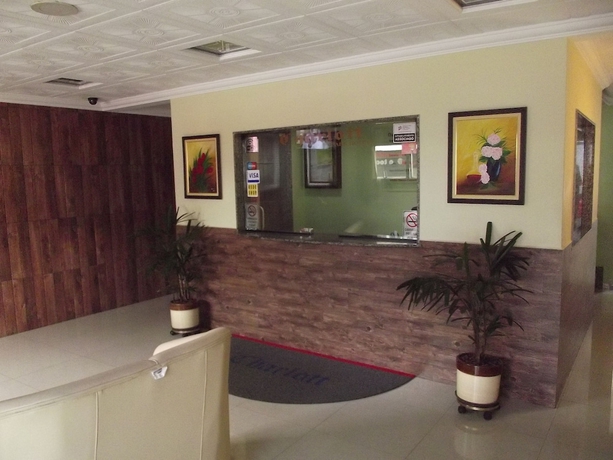 Imagen de los interiores del Hotel Charlott. Foto 13