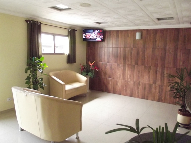 Imagen de los interiores del Hotel Charlott. Foto 14