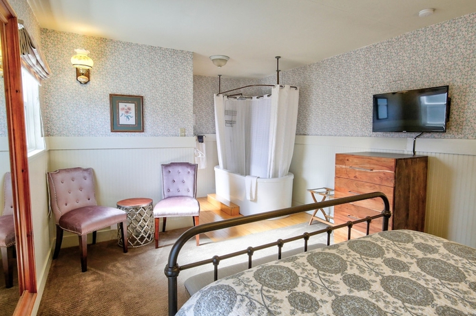 Imagen de la habitación del Hotel Charlotte. Foto 15