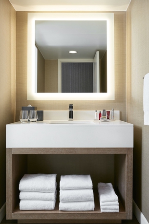 Imagen de la habitación del Hotel Charlotte Marriott City Center. Foto 14