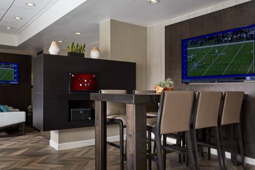 Imagen de la habitación del Hotel Charlotte Marriott Southpark. Foto 3