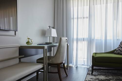 Imagen de la habitación del Hotel Charlotte Marriott Southpark. Foto 6