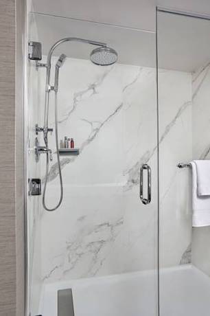 Imagen de la habitación del Hotel Charlotte Marriott Southpark. Foto 9