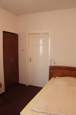 Imagen de la habitación del Hotel Charlton. Foto 9