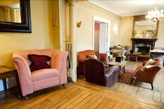 Imagen del bar/restaurante del Hotel Charlton House Spa. Foto 3