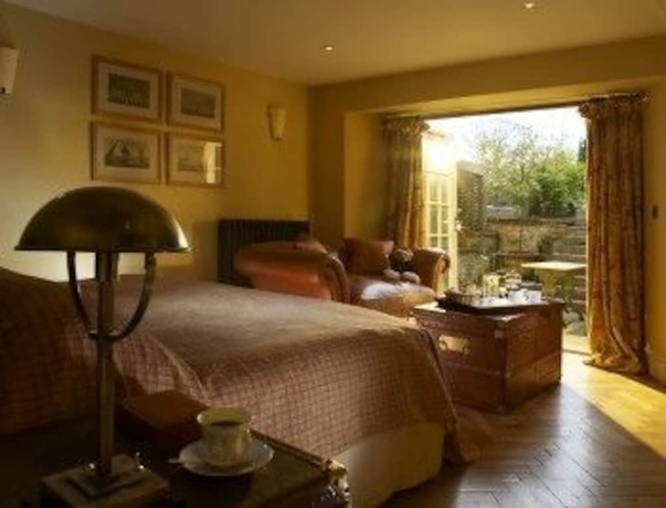 Imagen de la habitación del Hotel Charlton House Spa. Foto 15