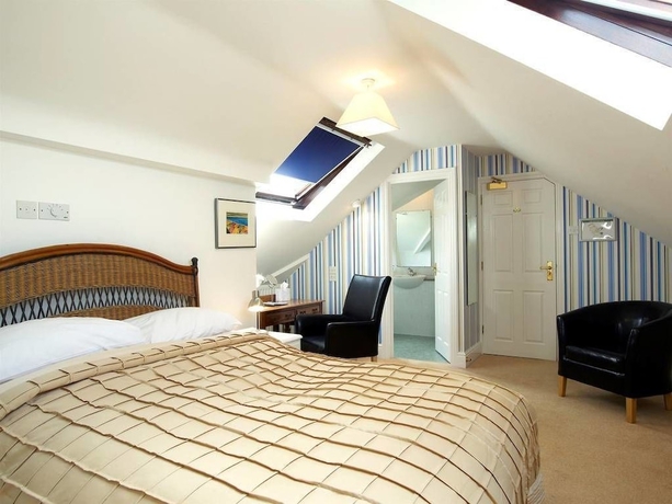 Imagen de la habitación del Hotel Charlton Kings. Foto 3