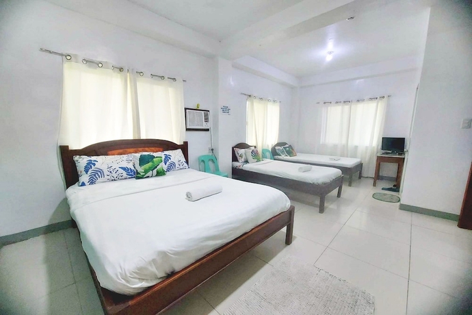 Imagen de la habitación del Hotel Charlz Angel Inn. Foto 6