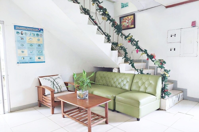 Imagen de los interiores del Hotel Charlz Angel Inn. Foto 15