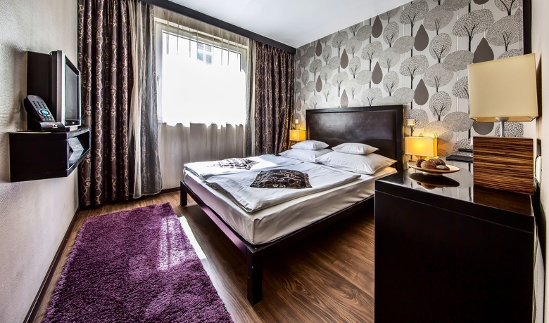 Imagen de la habitación del Hotel Charm Budapest. Foto 6