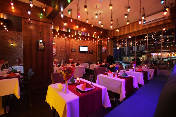 Imagen del bar/restaurante del Hotel Charm, Estambul. Foto 6