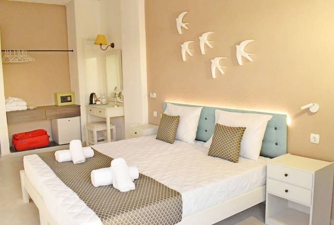 Imagen de la habitación del Hotel Charm. Foto 4