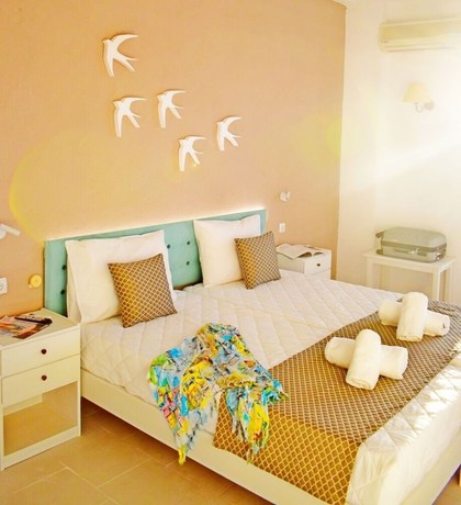 Imagen de la habitación del Hotel Charm. Foto 7