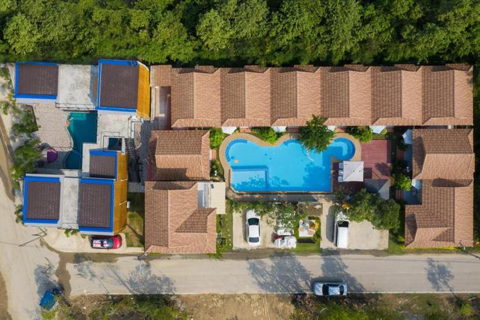 Imagen general del Hotel Charm Resort Cha-am. Foto 3