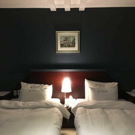 Imagen general del Hotel Charmant. Foto 1