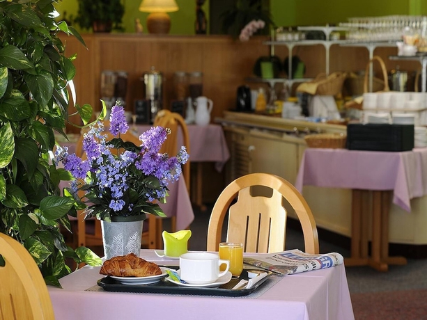 Imagen del bar/restaurante del Hotel Charme En Beaujolais. Foto 8