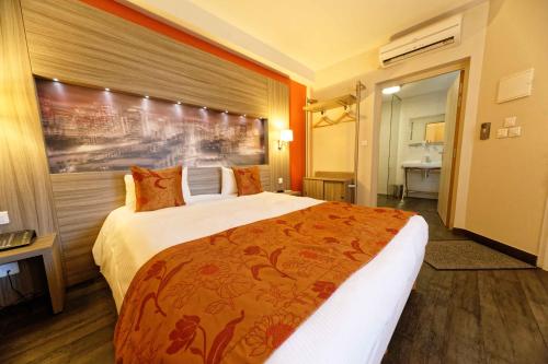 Imagen general del Hotel Charme Montb&eacute;liard. Foto 4