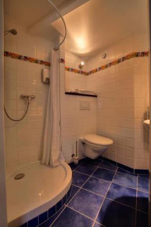 Imagen de la habitación del Hotel Charme Montb&eacute;liard. Foto 9