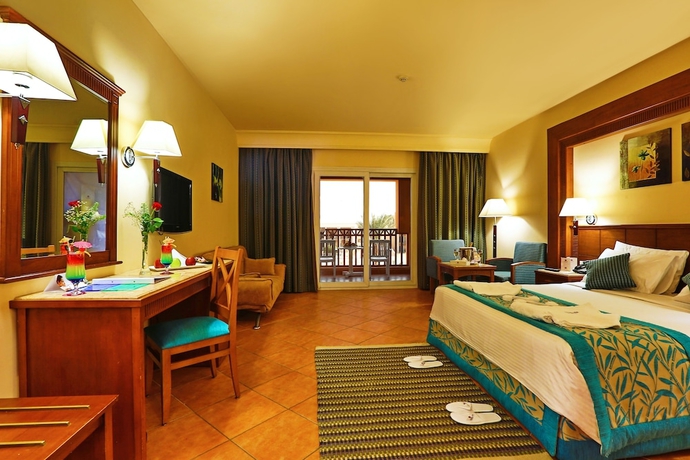 Imagen de la habitación del Hotel Charmillion Club Aqua Park. Foto 12