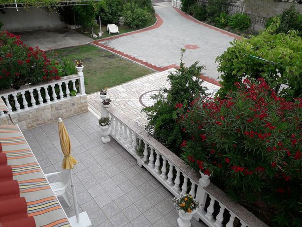 Imagen de los exteriores del Hotel Charming Apartments House in Rab to 17 Persons. Foto 16