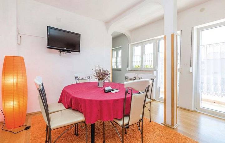 Imagen de la habitación del Hotel Charming Apartments House in Rab to 17 Persons. Foto 2