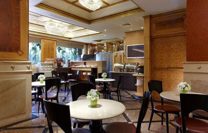 Imagen del bar/restaurante del Hotel Charming City Sungshan. Foto 2