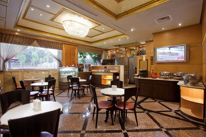 Imagen del bar/restaurante del Hotel Charming City Sungshan. Foto 4