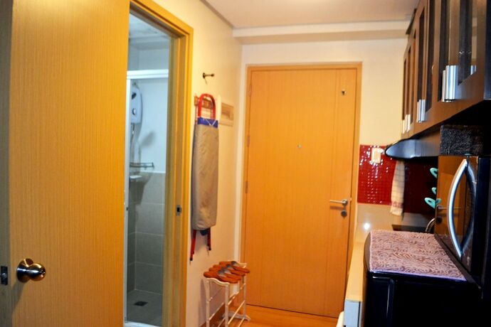 Imagen general del Hotel Charming Couples Condo. Foto 2