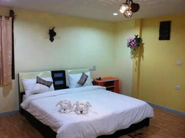 Imagen de la habitación del Hotel Charming Home Resort. Foto 35