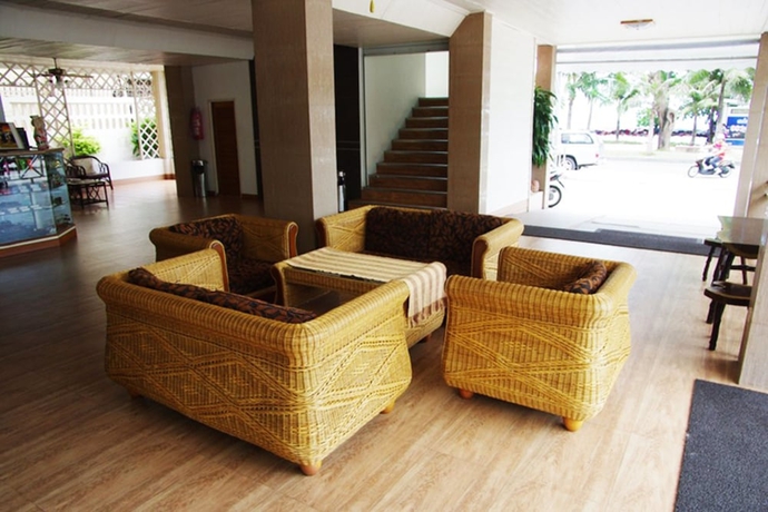 Imagen de los interiores del Hotel Charming Inn. Foto 8
