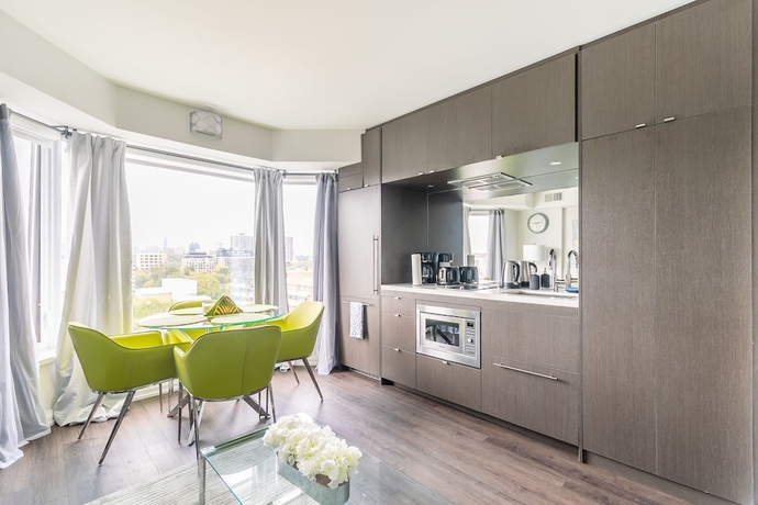Imagen de la habitación del Hotel Charming Yorkville Condos. Foto 17