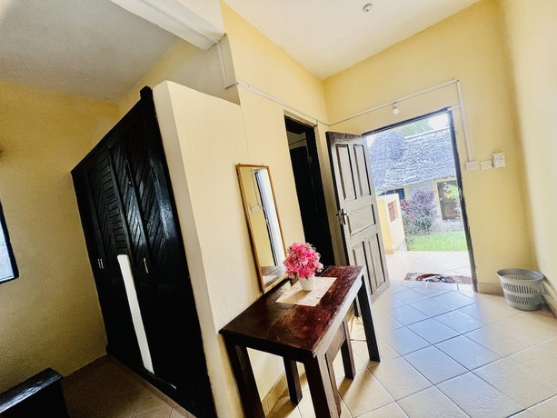 Imagen de la habitación del Hotel Charming and Remarkable15-bed Villa in Diani Beach. Foto 11