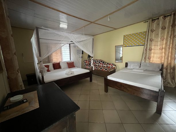 Imagen de la habitación del Hotel Charming and Remarkable15-bed Villa in Diani Beach. Foto 12