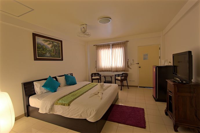 Imagen general del Hotel Charn Residence. Foto 3