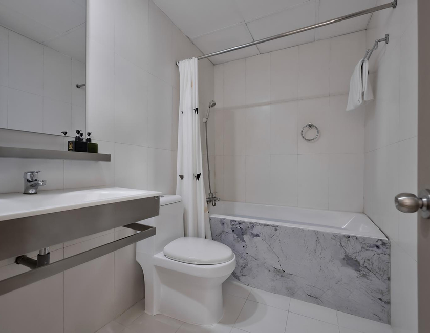 Imagen general del Hotel Charner. Foto 17