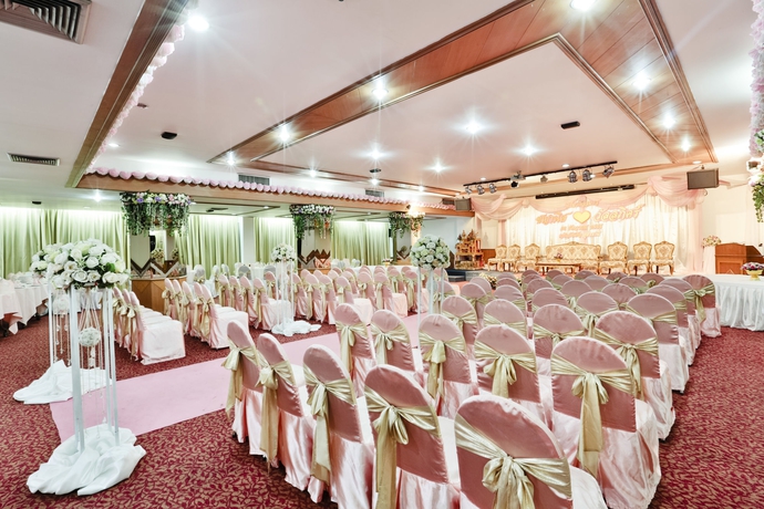 Imagen de los interiores del Hotel Charoen. Foto 10