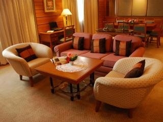 Imagen de la habitación del Hotel Charoen Thani Khon Kean. Foto 11