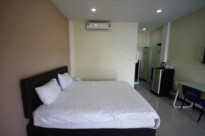 Imagen de la habitación del Hotel Charoensuk Grand. Foto 6